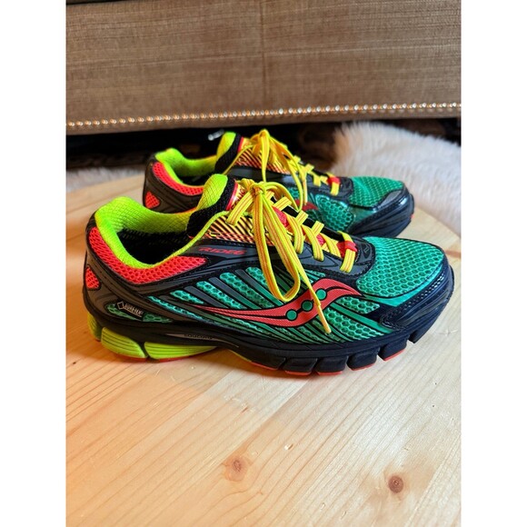 Saucony sneakers - Picture 1 of 7